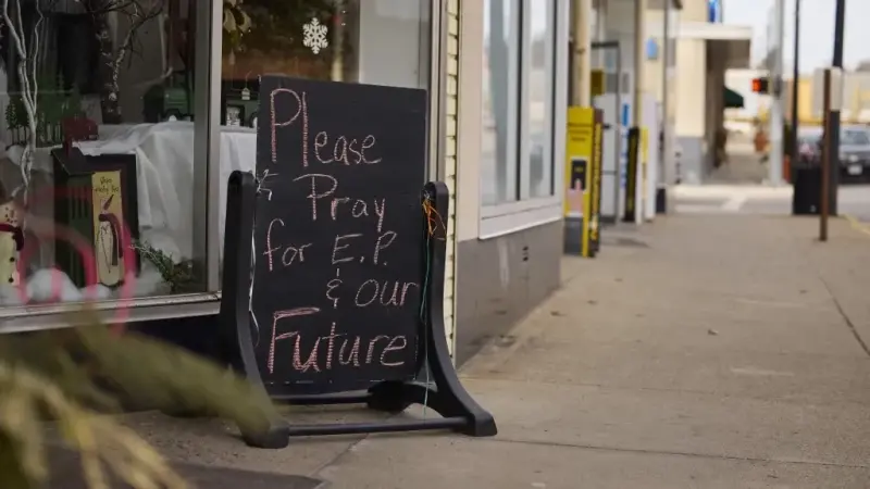 غضب في أوهايو.. خطر انبعاثات غازات سامة يُهدّد السكان