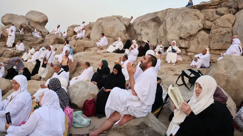 متى موعد يوم وقفة عرفات 2025 في الدول العربية؟