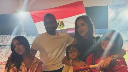 بسمة بوسيل تخطف الأنظار في مباراة مصر وروسيا بأجواء عائلية لافتة