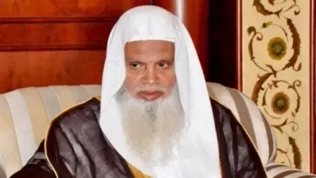 related_news_inside_blogsمن هو علي الحذيفي؟ 13 معلومة عن خطيب عرفة
