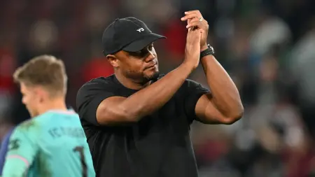 related_news_inside_blogsبسبب واقعة فينيسيوس.. كومباني يشن هجوما لاذعا على جوزيه مورينيو