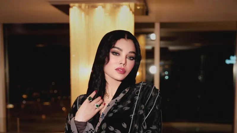 هيفاء وهبي تطلب 5 ملايين جنيه تعويض من طبيب شهير