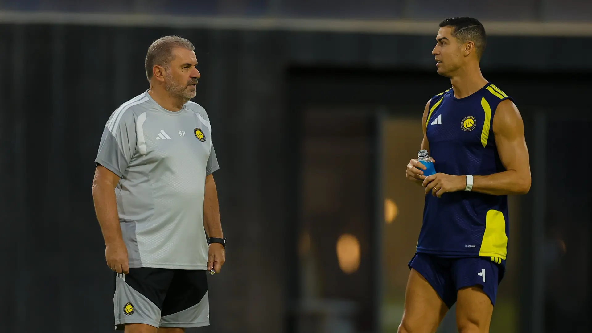 رونالدو يقود تشكيلة النصر المتوقعة أمام نيوم في الدوري السعودي (إكس) رونالدو يقود تشكيلة النصر المتوقعة أمام نيوم في الدوري السعودي (إكس)