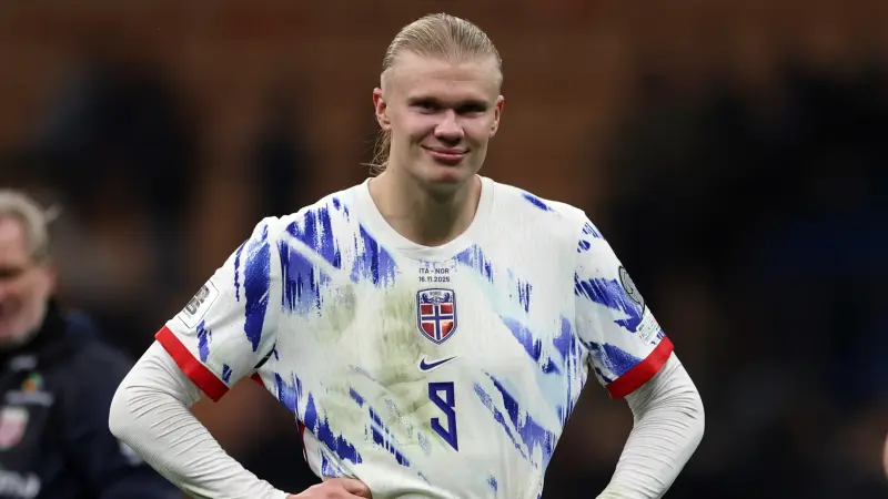 تجنّب "القائمة السوداء".. كيف نجح هالاند في فك شفرة تأهل النرويج إلى البطولات الكبرى؟