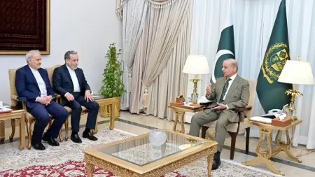 هرمز أولا والنووي لاحقا.. إيران وأميركا تقتربان من اتفاق خلف الكواليس