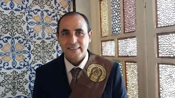 تمنحها الأكاديمية البريطانية.. الباحث التونسي علي البقلوطي يُتوّج بجائزة فايزر المرموقة