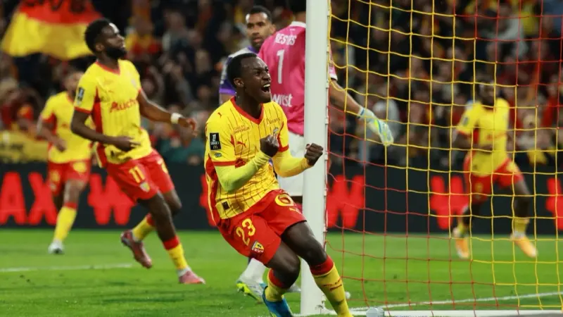 القنوات الناقلة لمباراة لانس ضد تولوز اليوم في كأس فرنسا مع الموعد والتشكيلة.. هل يشارك سعود عبد الحميد؟