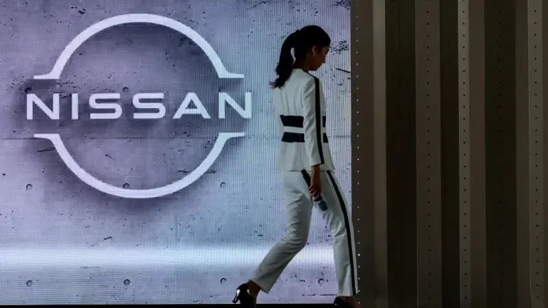 نيسان تستغنى عن 10 آلاف موظف لتقليل خسائرها