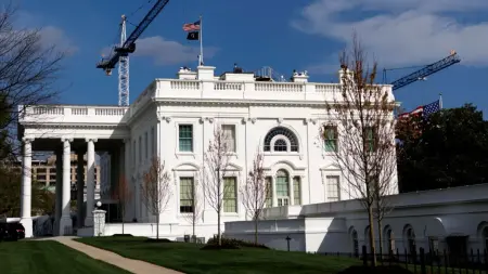 related_news_inside_blogsالبيت الأبيض حذّر موظفيه من المراهنة في الأسواق وسط حرب إيران