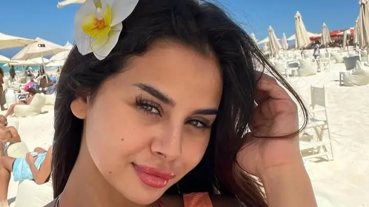 منة عرفة في أحدث ظهور لها.. خطفت الأنظار بإطلالتها الصيفية