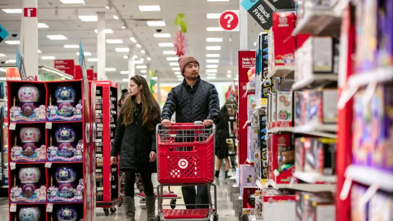 الرسوم الجمركية تطرق أبواب المستهلكين مع بداية موسم العطلات