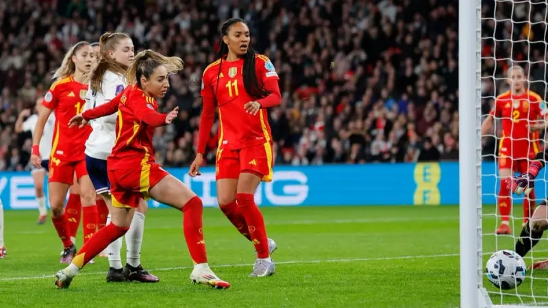 القنوات الناقلة لمباراة إسبانيا ضد إنجلترا اليوم في نهائي أمم أوروبا للسيدات 2025 مع الموعد والتشكيلة