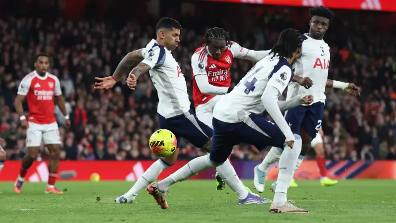 ديربي شمال لندن.. جدول مواعيد مباريات اليوم الأحد 22/02/2026 والقنوات الناقلة والمعلقين