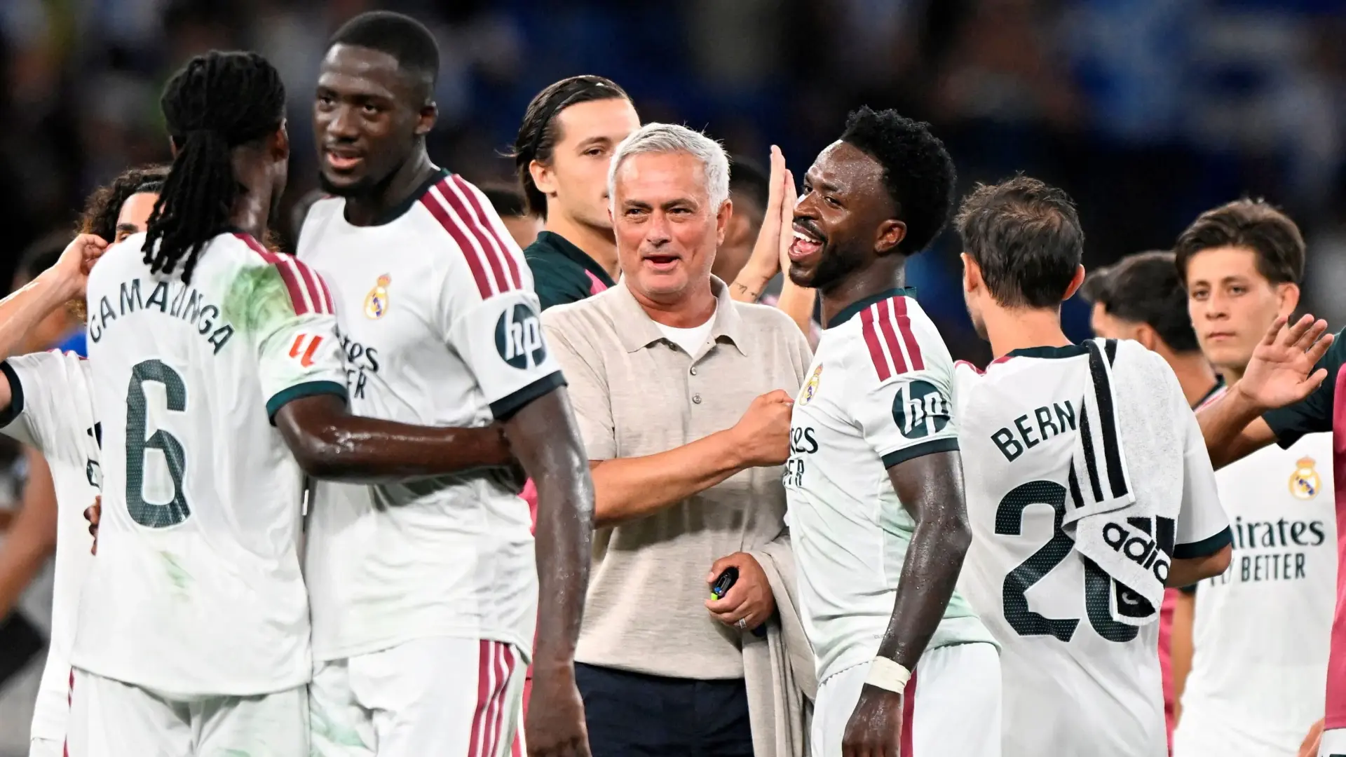 جوزيه مورينيو افتتح عودته إلى الليغا مع ريال مدريد بفوز مثير (رويترز) جوزيه مورينيو افتتح عودته إلى الليغا مع ريال مدريد بفوز مثير (رويترز)