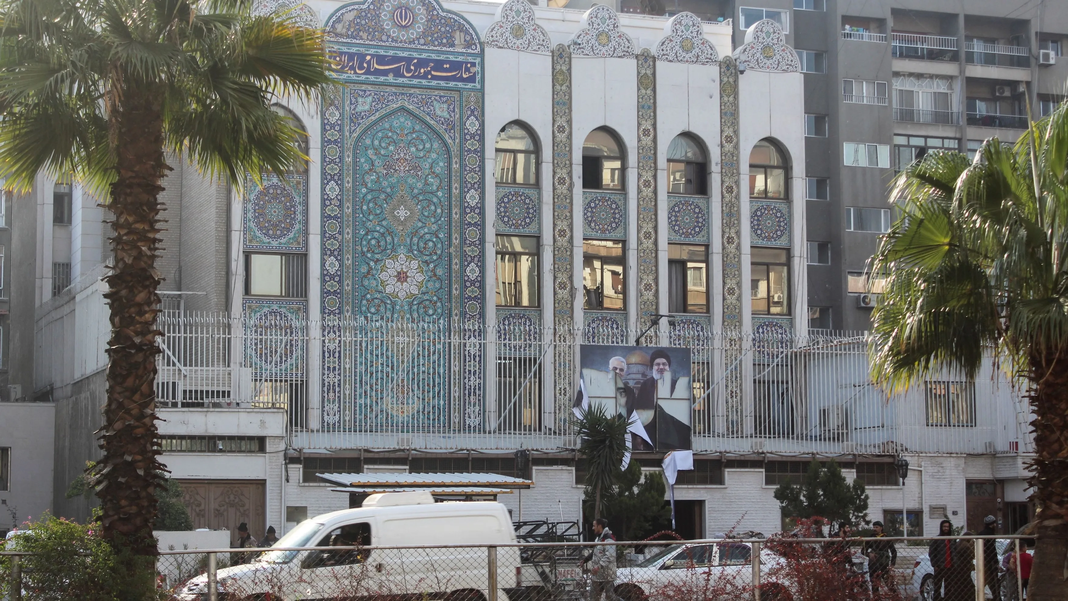 ضباط يكشفون كيف اختفت القوات الإيرانية من سوريا قبل سقوط الأسد 