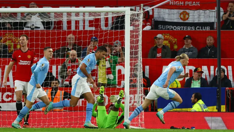 مانشستر زرقاء.. السيتي يحسم مواجهة الدربي بثلاثية في شباك يونايتد