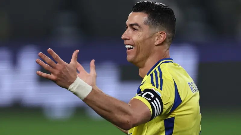 ترتيب هدافي الدوري السعودي 2024-2025.. رونالدو يتصدر وهداف الهلال يقترب