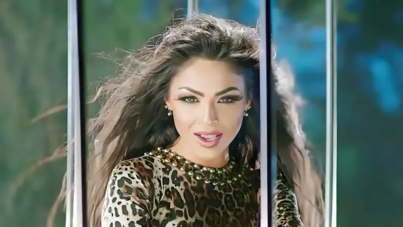 سبب وفاة والدة دوللي شاهين يشعل التعاطف مع الفنانة اللبنانية