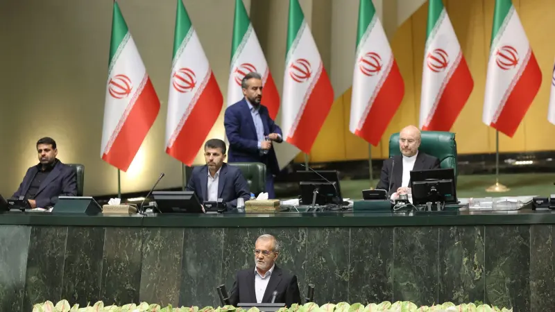 بعد غياب الأقليات.. بزشكيان يردّ على الانتقادات حول تشكيلة الحكومة