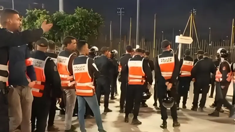 فيديو - اعتقال 17 شخصا في أعمال شغب رافقت كلاسيكو الوداد والجيش الملكي