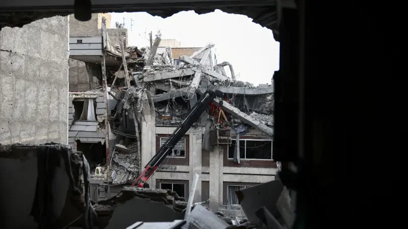 فجوة الشروط تتسع بين إيران وأميركا.. ما فرص التسوية؟