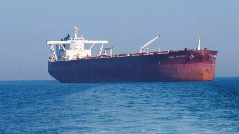 تقرير: عودة تدفقات النفط سيستغرق وقتا حتى بعد فتح مضيق هرمز