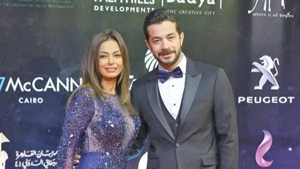 بعد 20 سنة من الزواج.. ما حقيقة انفصال شريف سلامة وداليا مصطفى؟