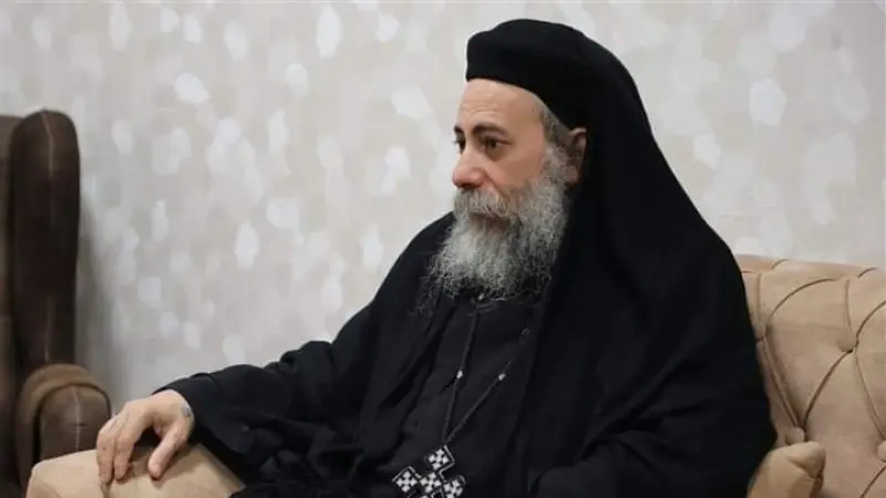 إيقاف القس دومايوس حبيب.. الكنيسة القبطية تمدد قرار عزله