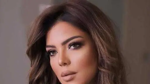 ناهد السباعي تُثير ضجة في لبنان.. ما القصة؟