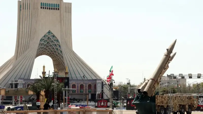 بعد الضربات الجوية.. هل تبدأ واشنطن معركة برية داخل إيران؟
