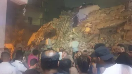 وفيات في انهيار عقار بالسيدة زينب.. ما علاقة نور الشريف؟