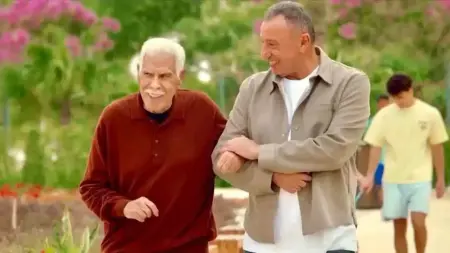 related_news_inside_blogsمحمود الخطيب وحسن شحاتة يثيران نوستالجيا الكرة المصرية في إعلان رمضان