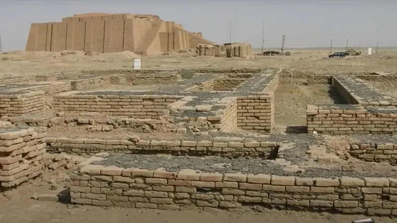 أين يوجد أقدم متحف في العالم العربي.. في العراق أم مصر؟