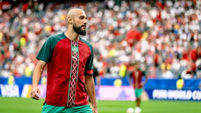 هل ينجح ميلان في إقناع مانشستر يونايتد بالتخلي عن نصير مزراوي؟