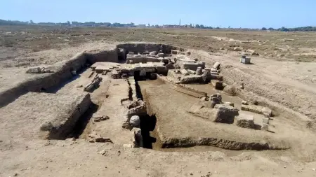 related_news_inside_blogsصور - مصر تعلن اكتشاف 5 كنوز أثرية في منطقة إهناسيا