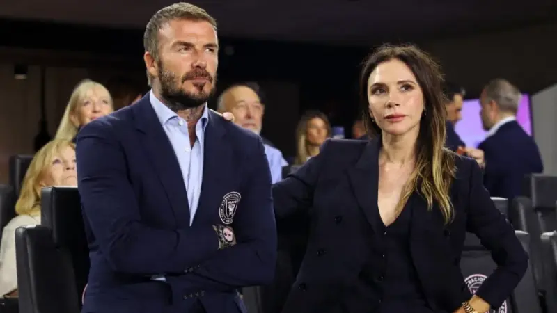 في ظل الخلاف العائلي.. فيكتوريا بيكهام تتعرّض لهجوم جديد