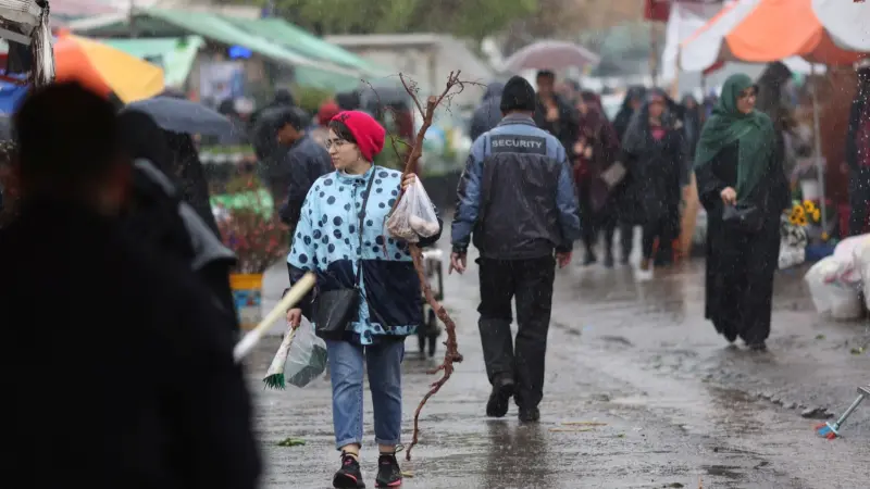 مشهد لقبلة في تلفزيون إيراني.. ما التفاصيل؟