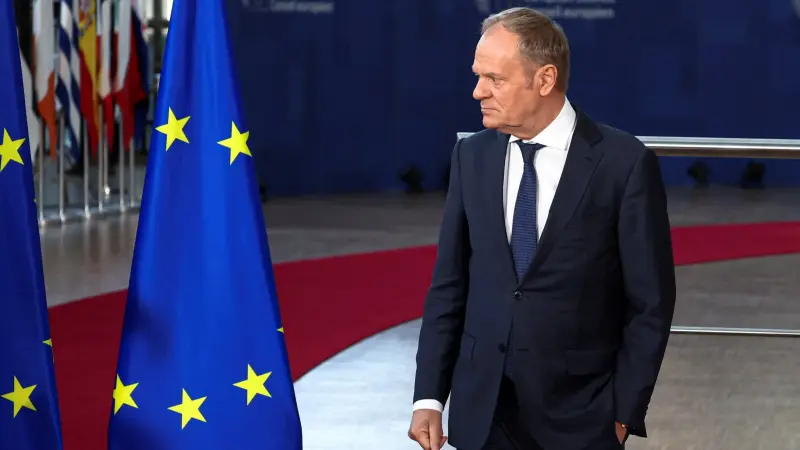 رئيس وزراء بولندا يحذر: تصعيد وشيك في الشرق الأوسط خلال أيام