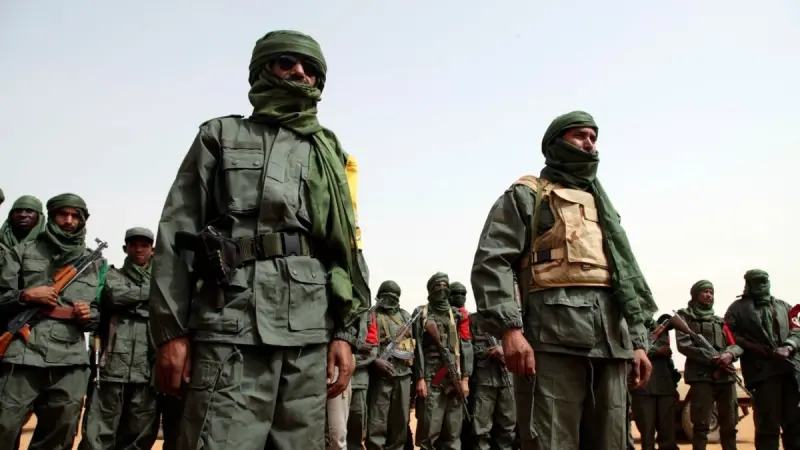 مالي.. متمردو الطوارق يسيطرون على المزيد من القواعد العسكرية