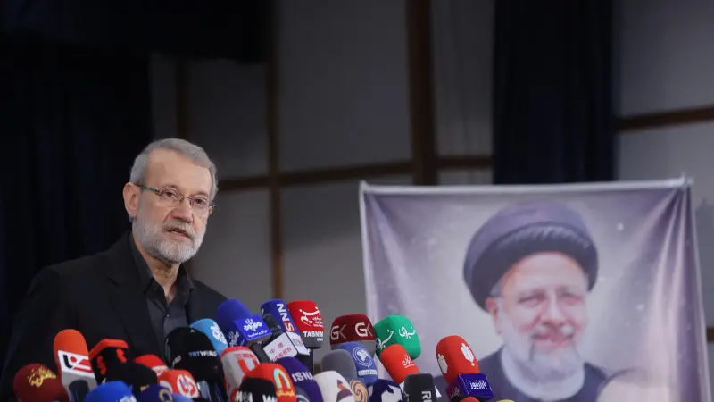 انتخابات إيران.. لاريجاني ينتقد مجلس صيانة الدستور