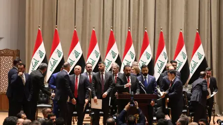 related_news_inside_blogsإقصاء المالكي وسيطرة الفصائل.. كواليس منح الثقة لحكومة العراق الجديدة