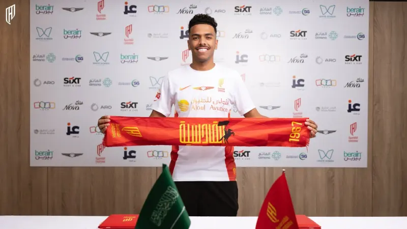 القادسية يخطف نجم الهلال الواعد.. من هو مصعب الجوير؟