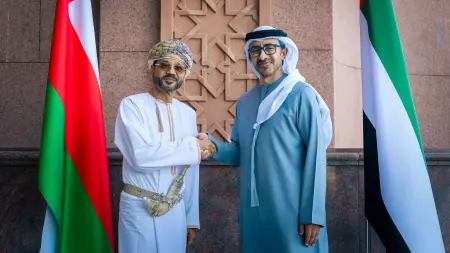 related_news_inside_blogsوزير الخارجية الإماراتي يبحث مع نظيره العماني العلاقات بين البلدين