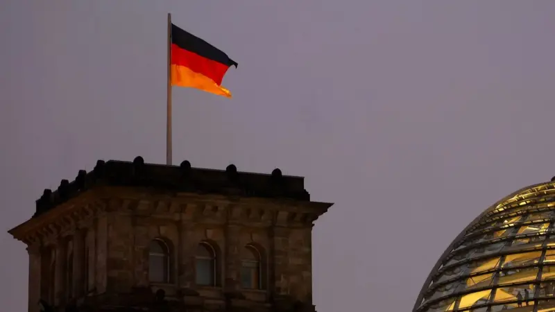 هل تفكّر ألمانيا في تجريد اليهود من الجنسية؟