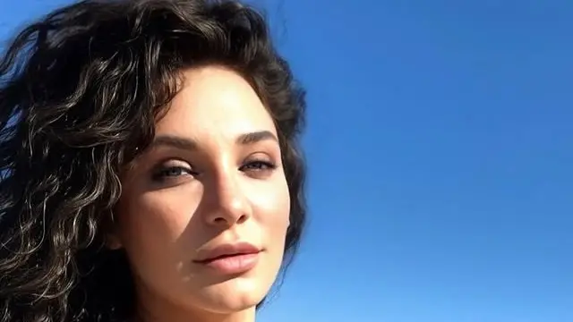 تكريم سلاف فواخرجي في أسوان.. إشادة بمسيرتها ورسالة حب للمصريين