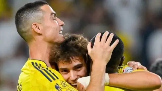 جدول مواعيد مباريات اليوم الجمعة 02/01/2026 والقنوات الناقلة والمعلقين