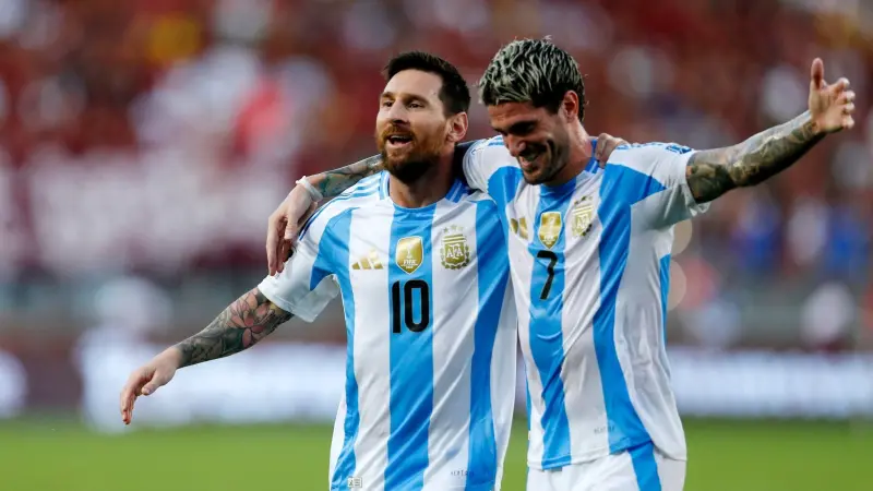 أخبار الانتقالات - حارس ميسي الشخصي ينتقل إلى إنتر ميامي رسميا