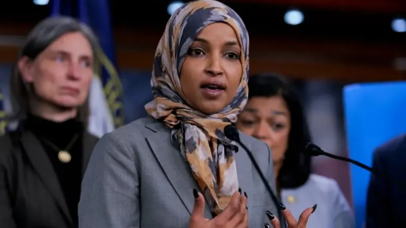 إغلاق مصنع نبيذ عائلة إلهان عمر بعد مطالبة الكونغرس بإجابات