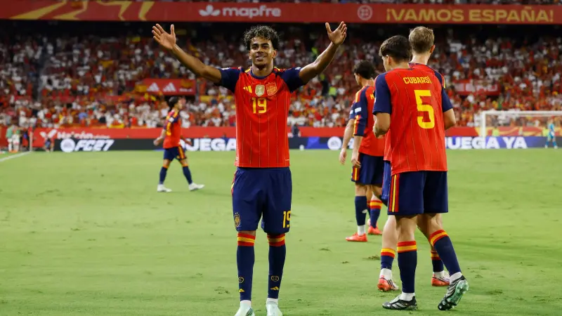 القنوات الناقلة لمباراة إسبانيا ضد التشيك اليوم في دوري الأمم الأوروبية مع الموعد والتشكيلة