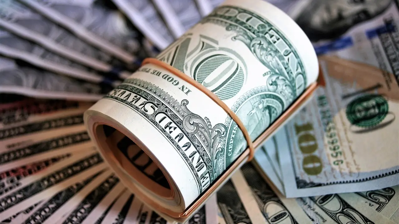 الليرة السورية تواصل التحسن لليوم الثاني على التوالي الليرة السورية تواصل التحسن لليوم الثاني على التوالي